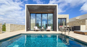 CSS Celestial Minthis Luxury Golf House